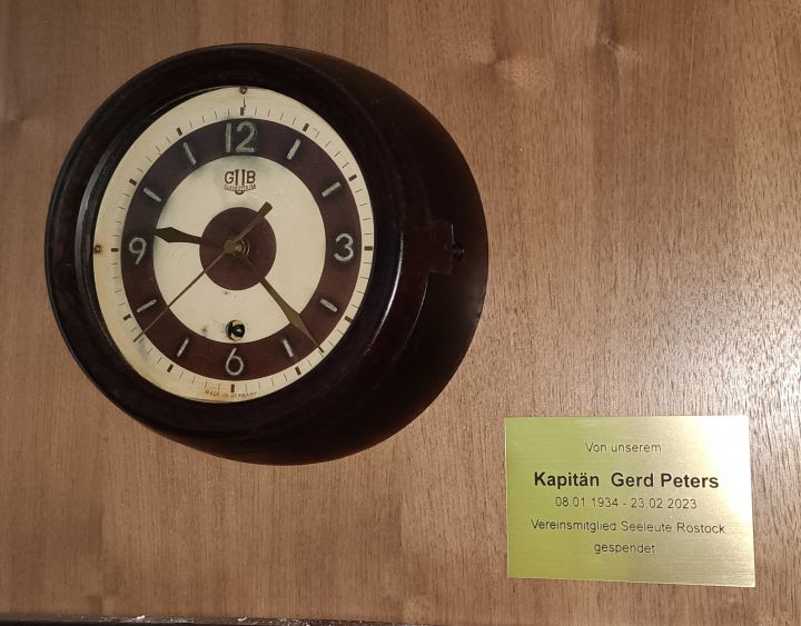 Original-Schiffsuhr in Kapitänskammer - Schifffahrtsmuseum